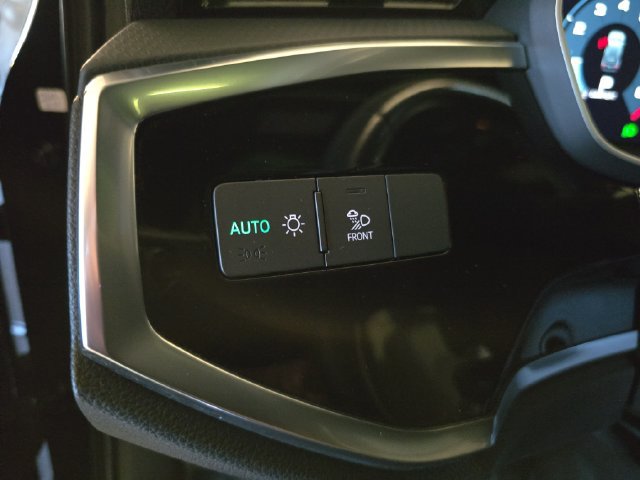 Used 2023 Audi Q3 2.0T Premium AWD/4WD image 28