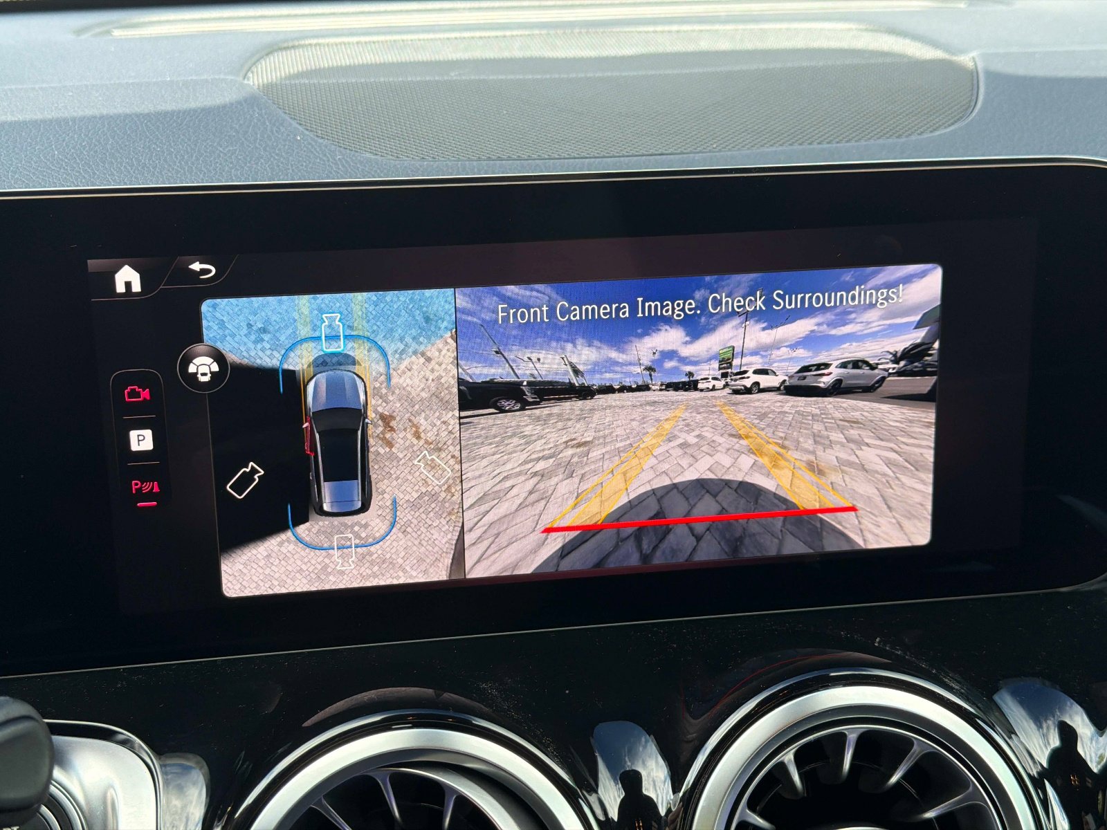 Used 2026 Mercedes-Benz GLB 250 4MATIC image 44