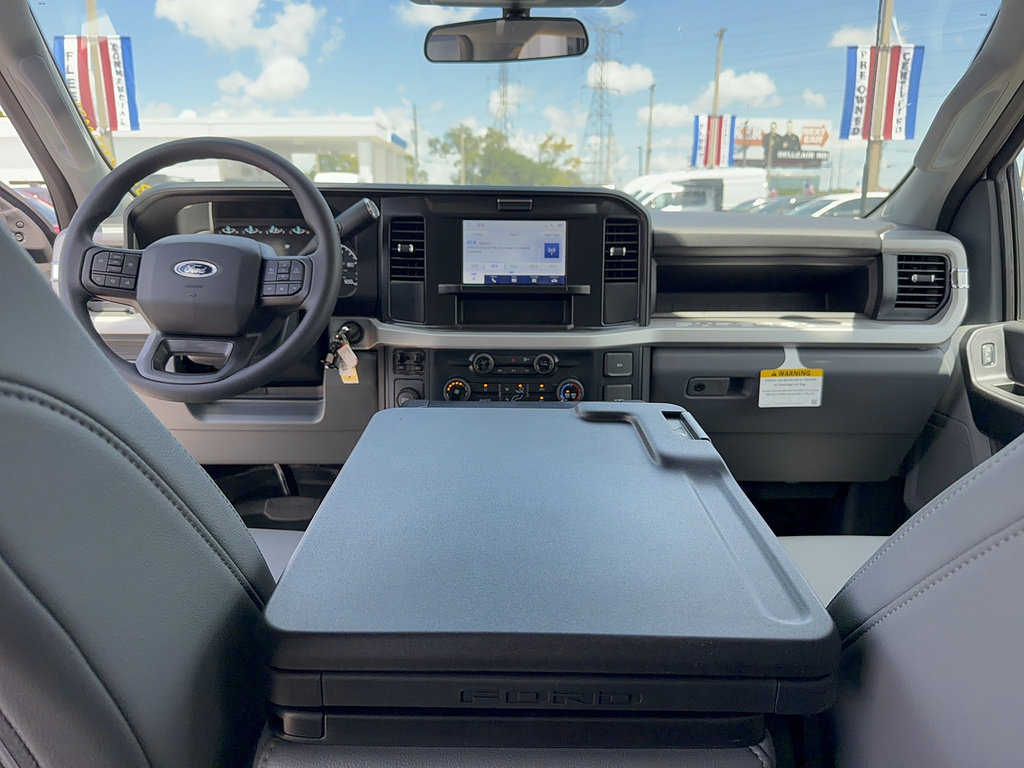New 2026 Ford F350 XL w/ XL Chrome Package RWD image 35