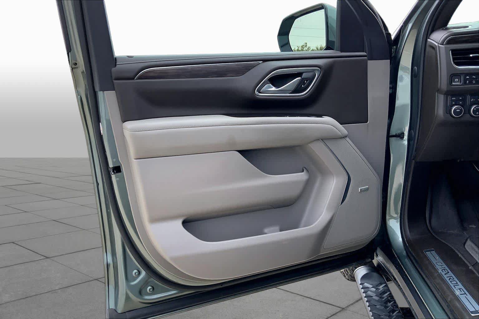 Used 2023 Chevrolet Tahoe Z71 AWD/4WD image 22