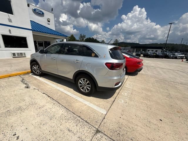 Used 2019 Kia Sorento L FWD image 23