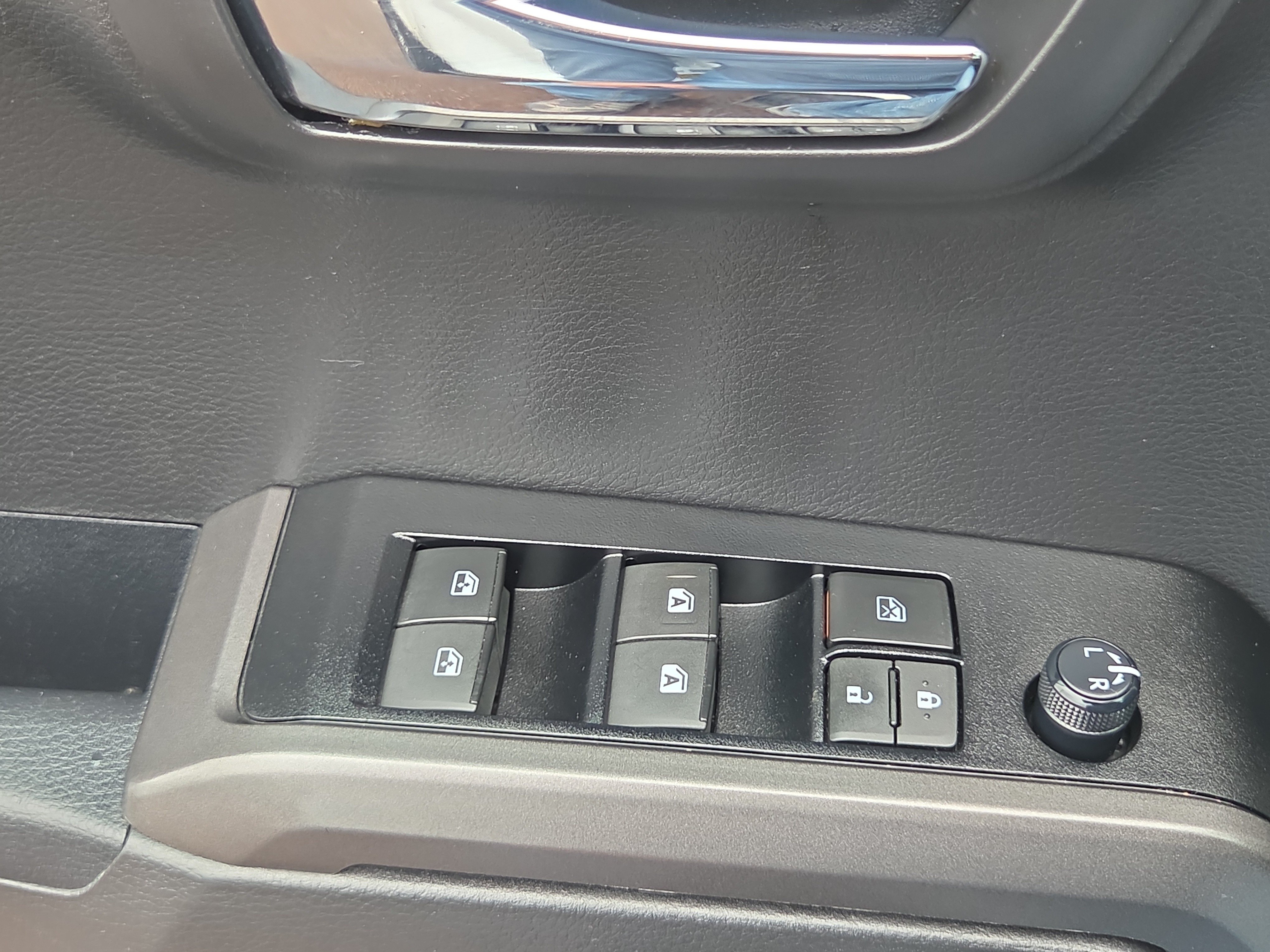 Certified 2023 Toyota Tacoma TRD Sport w/ Advanced Technology Package AWD/4WD image 30