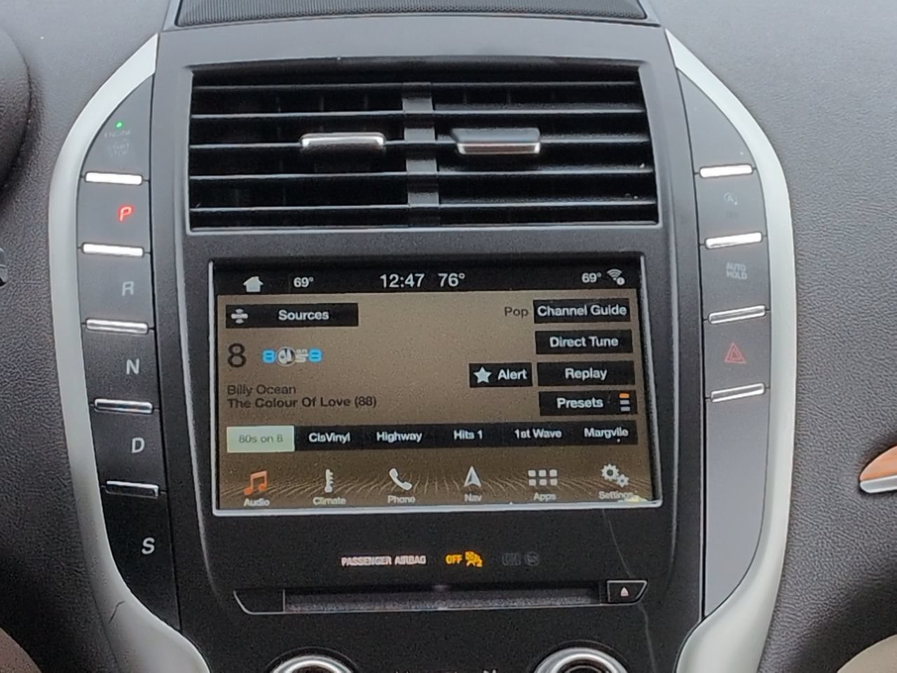 Certified 2019 Lincoln MKC Select w/ Select Plus Package FWD image 18