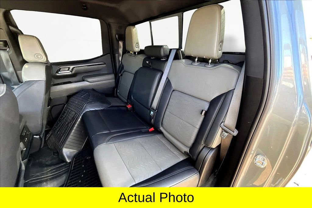 Used 2024 Chevrolet Silverado 1500 ZR2 w/ Technology Package image 28