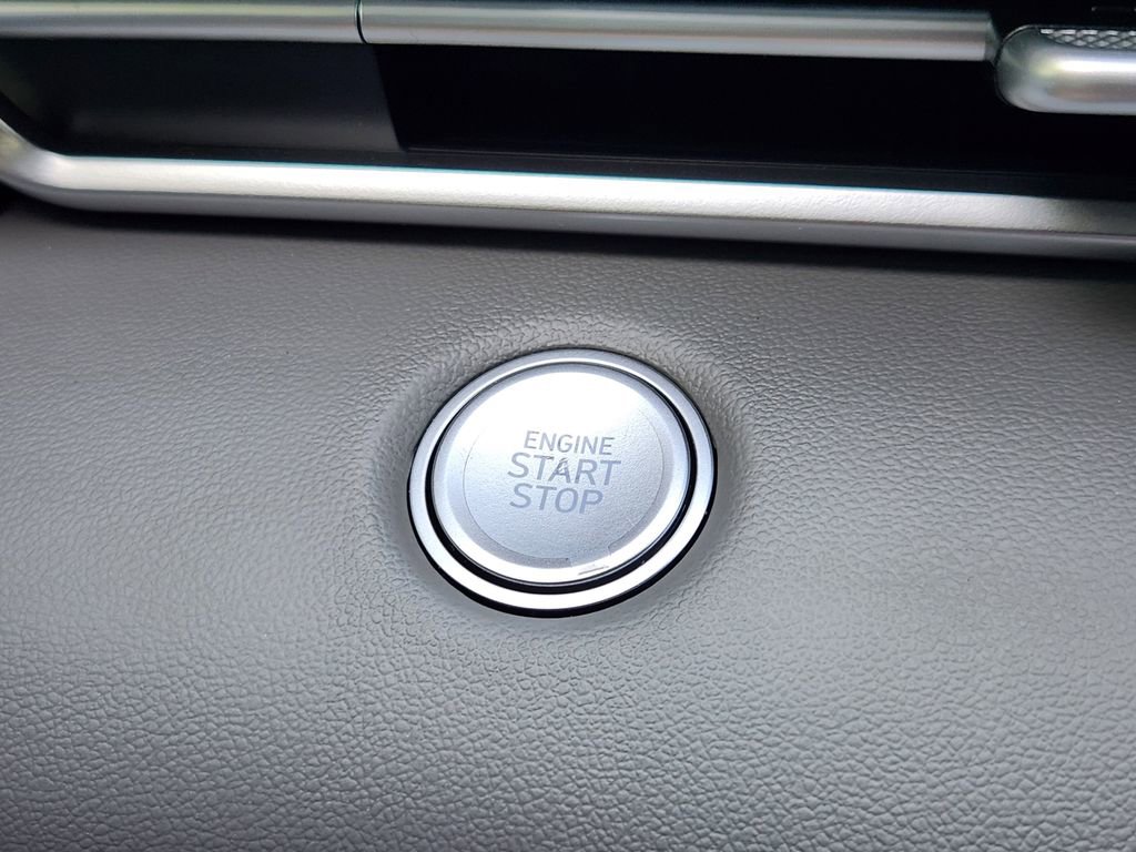 New 2026 Hyundai Elantra SEL Sport Premium FWD image 13