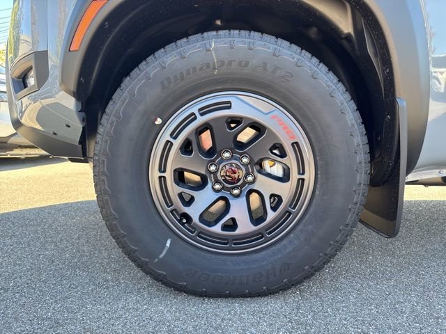 New 2025 Nissan Frontier PRO-4X w/ Interior Protection Package image 7
