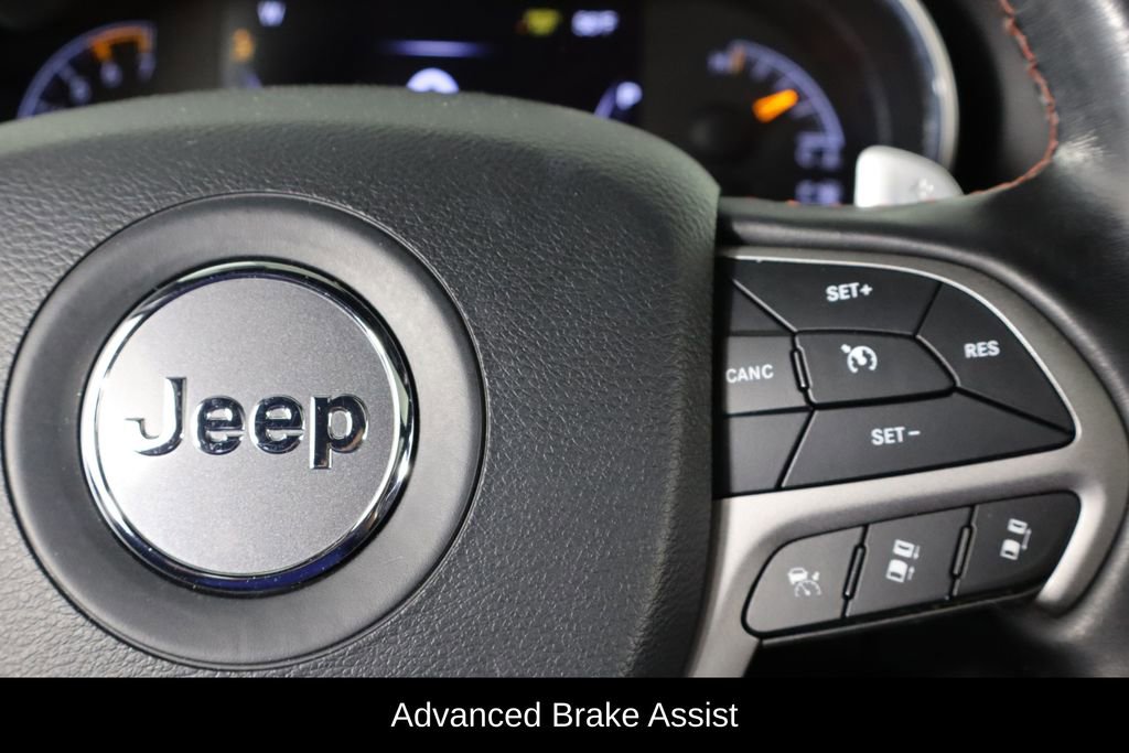 Used 2021 Jeep Grand Cherokee Trailhawk w/ Trailhawk Luxury Group image 10