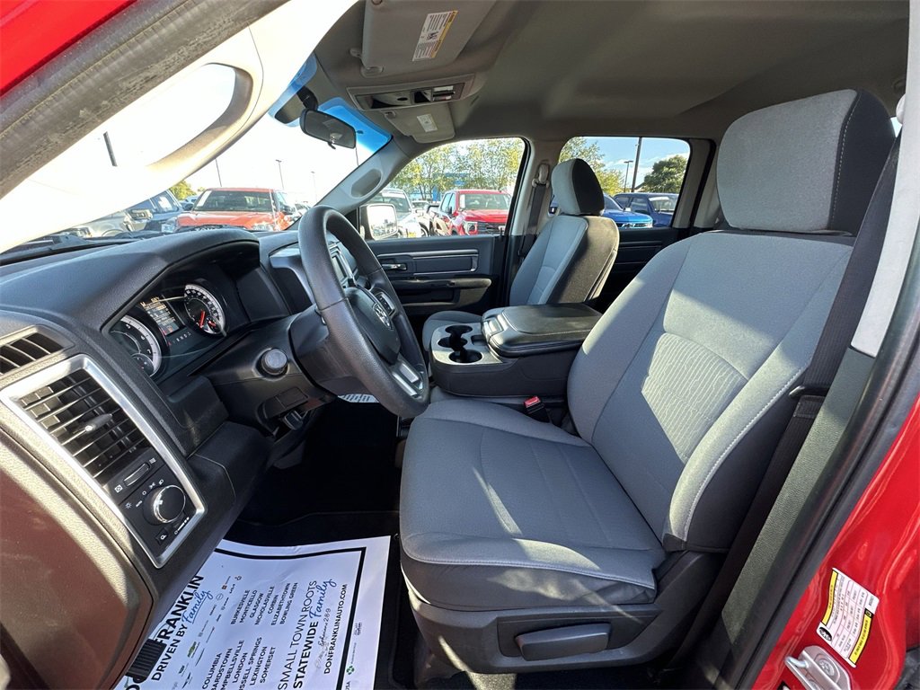 Used 2021 RAM 1500 Classic SLT image 11