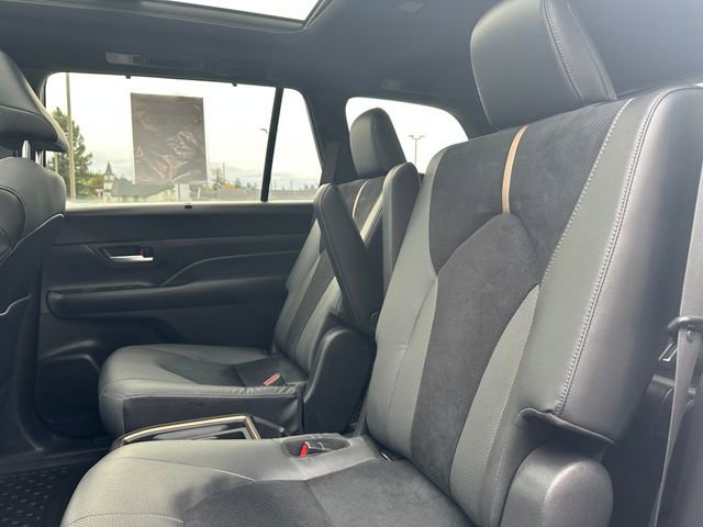 Used 2024 Toyota Grand Highlander AWD Hybrid image 20