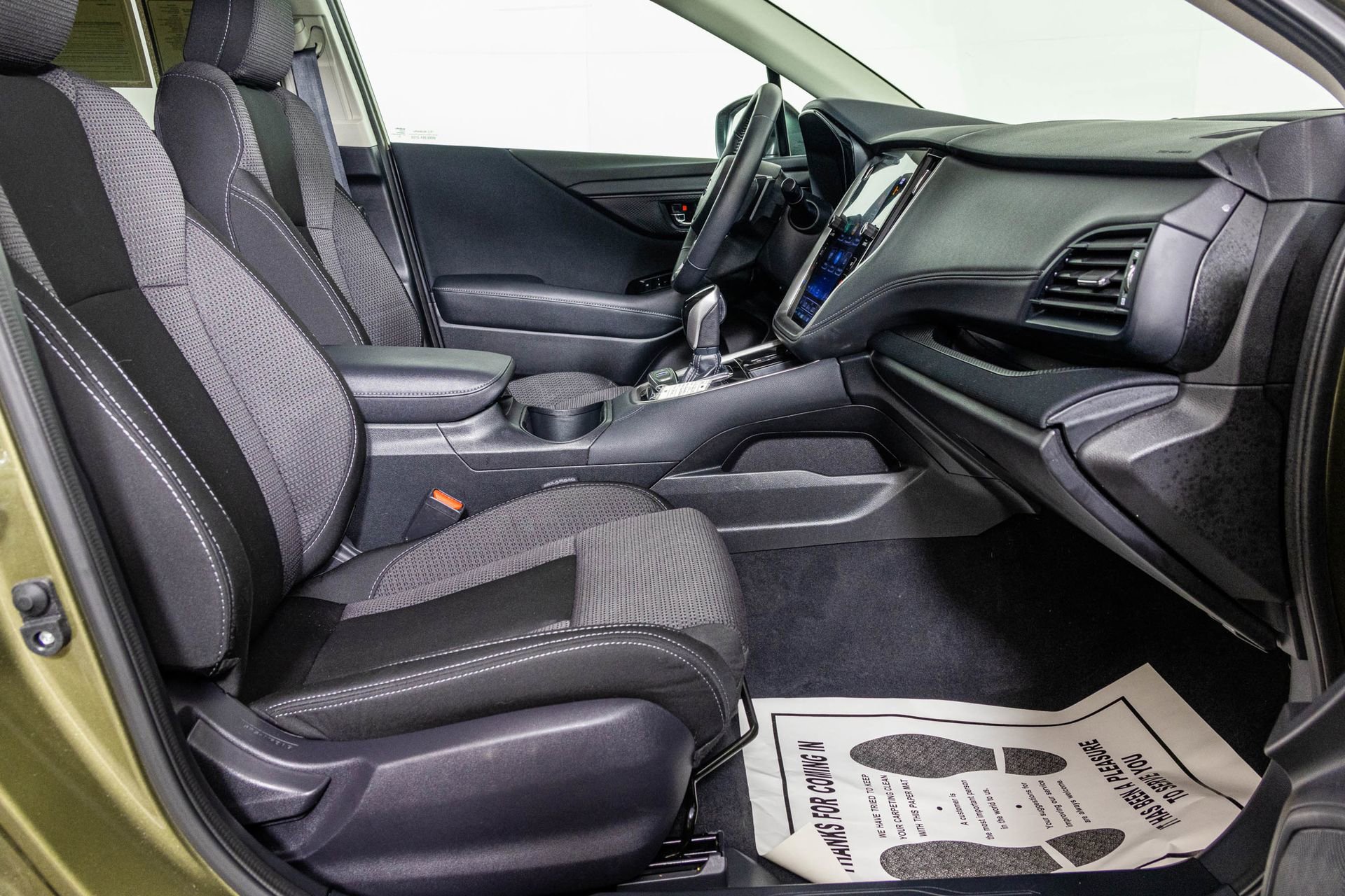 Used 2025 Subaru Outback Premium AWD/4WD image 48