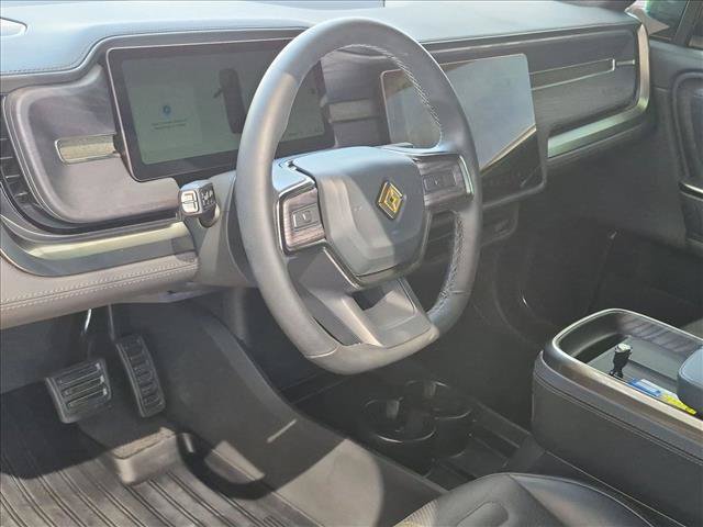 Used 2025 Rivian R1S Adventure Dual AWD/4WD image 10
