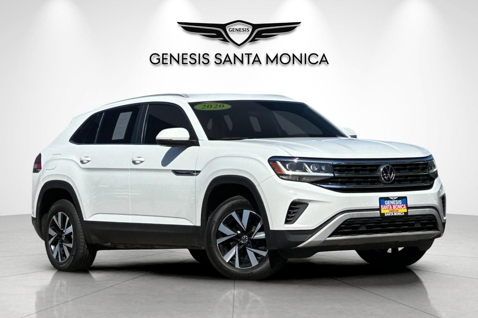 Used 2020 Volkswagen Atlas Cross Sport SE AWD/4WD image 1