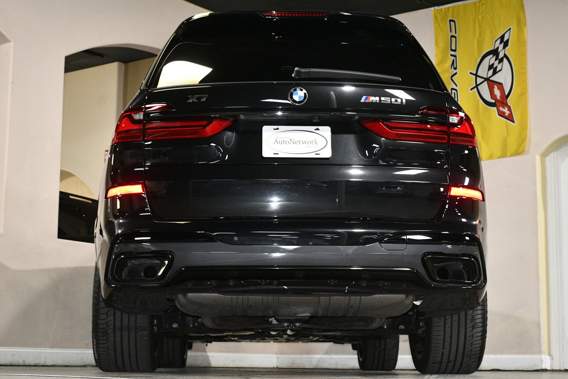 Used 2022 BMW X7 M50i w/ Luxury Seating Package image 82