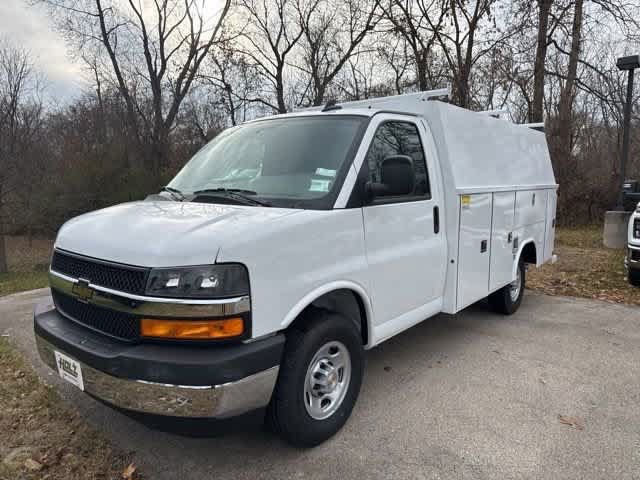 New 2025 Chevrolet Express 3500 w/ Power Convenience Package RWD image 1