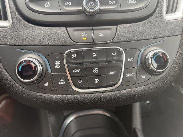 Used 2023 Chevrolet Malibu LT image 11