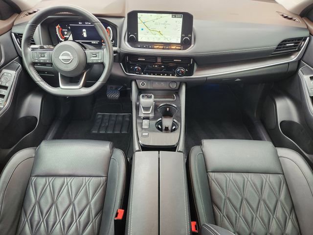 Certified 2022 Nissan Rogue Platinum w/ Head-Up Display Package image 23