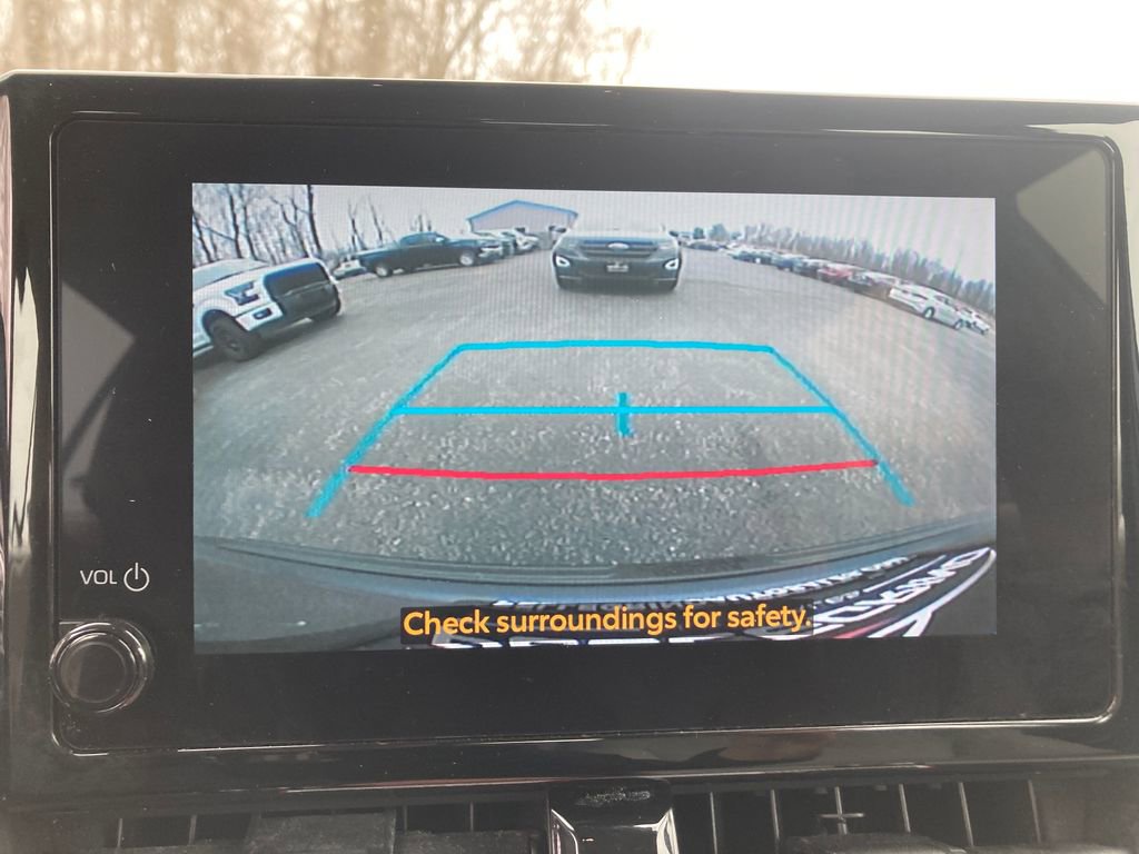Used 2023 Toyota Corolla Cross L image 24