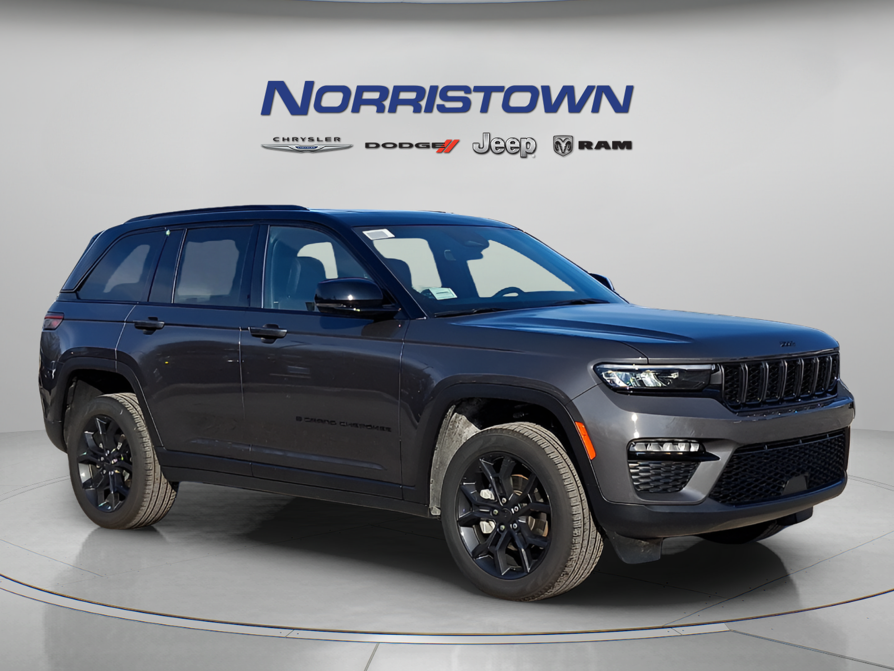 New 2025 Jeep Grand Cherokee Limited AWD/4WD image 1
