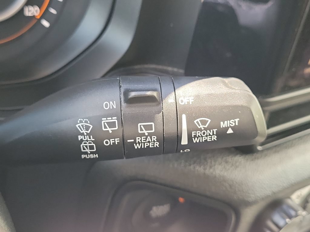 Used 2025 Jeep Wrangler Unlimited Sport AWD/4WD image 13