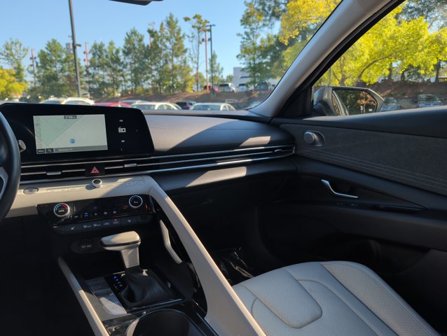 Used 2024 Hyundai Elantra Limited FWD image 23