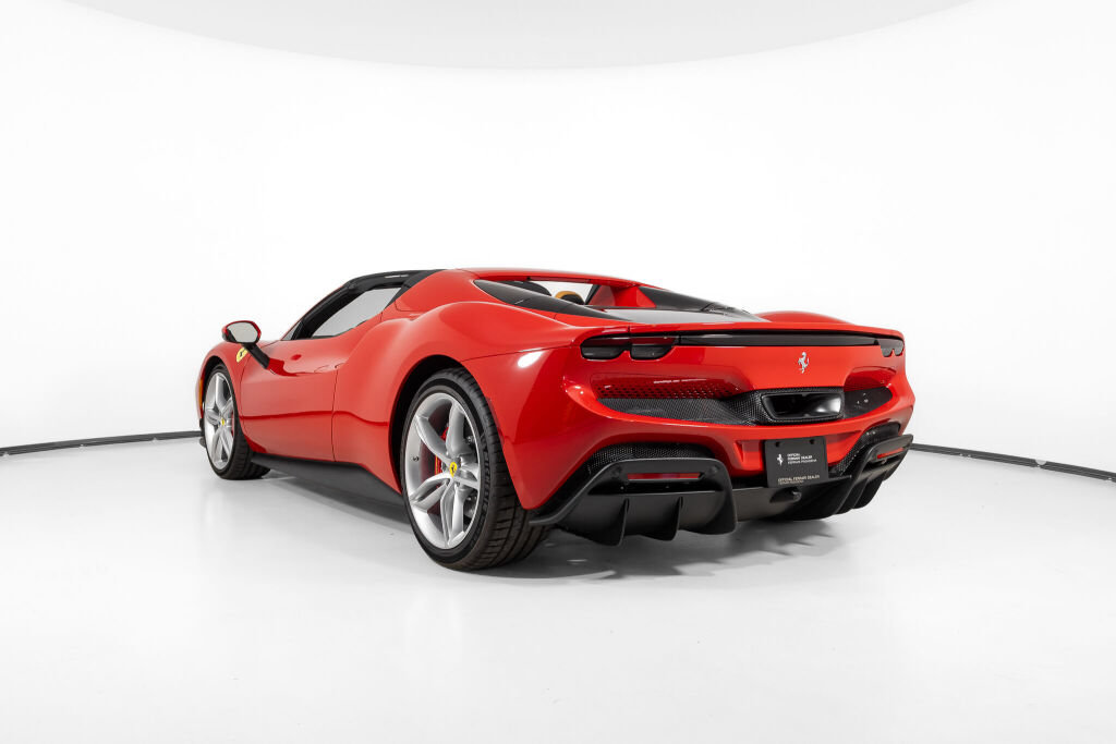 Used 2025 Ferrari 296 GTS RWD image 4