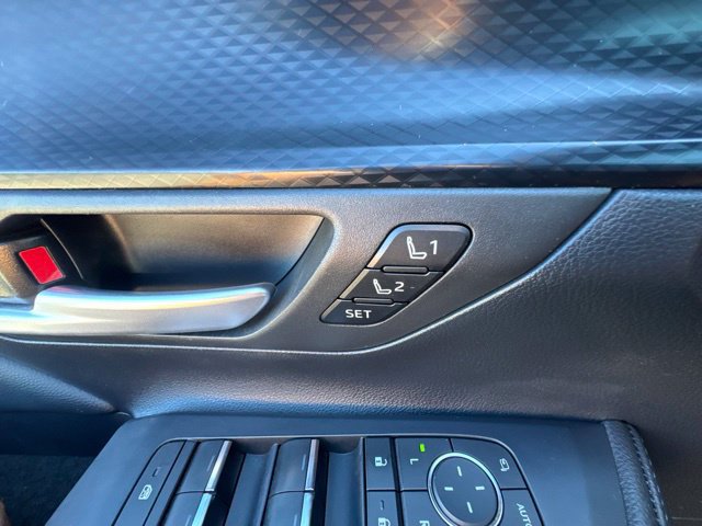 Used 2024 Toyota Grand Highlander AWD Hybrid image 31