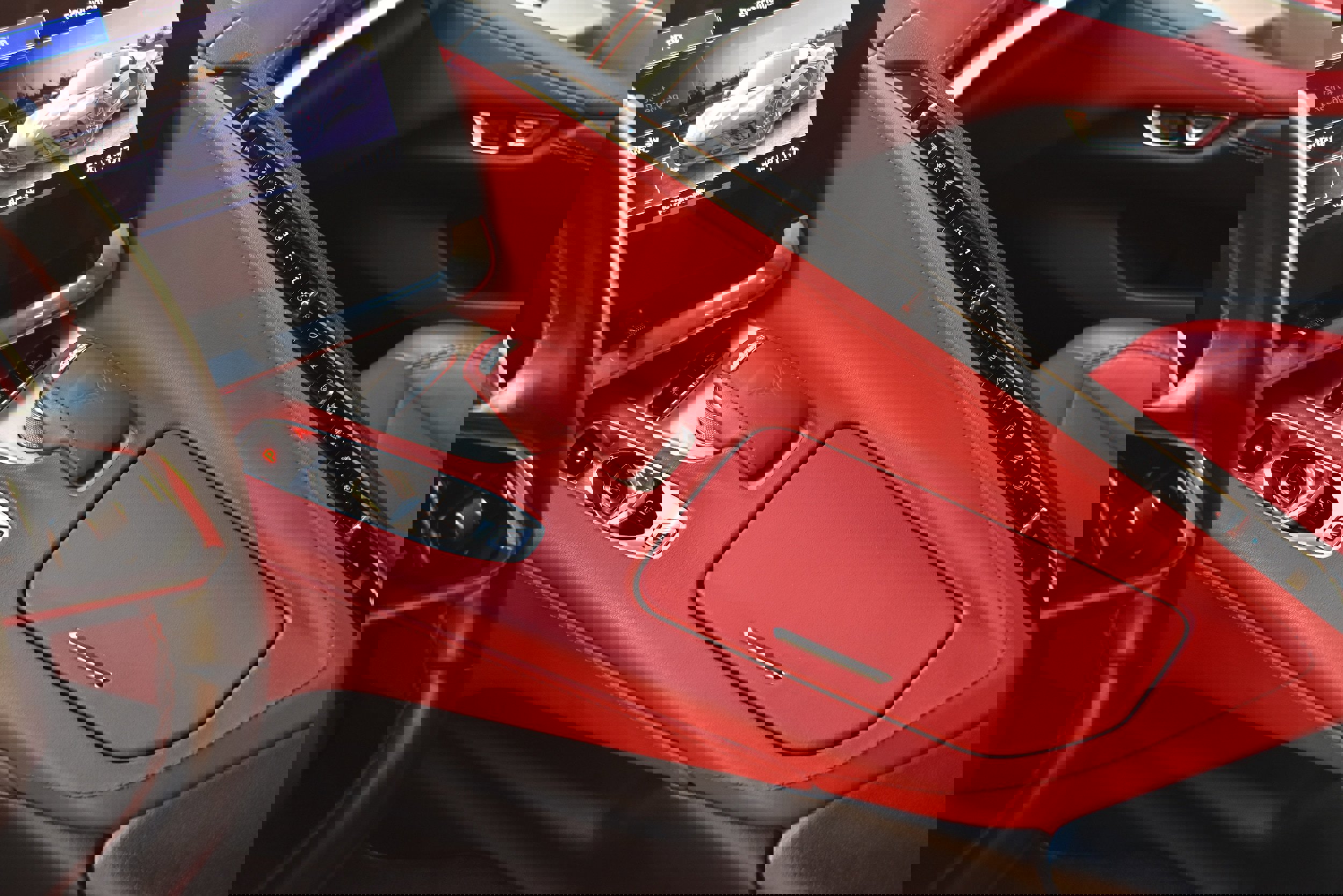 Used 2024 Chevrolet Corvette Stingray Preferred Cpe w/ 2LT image 25