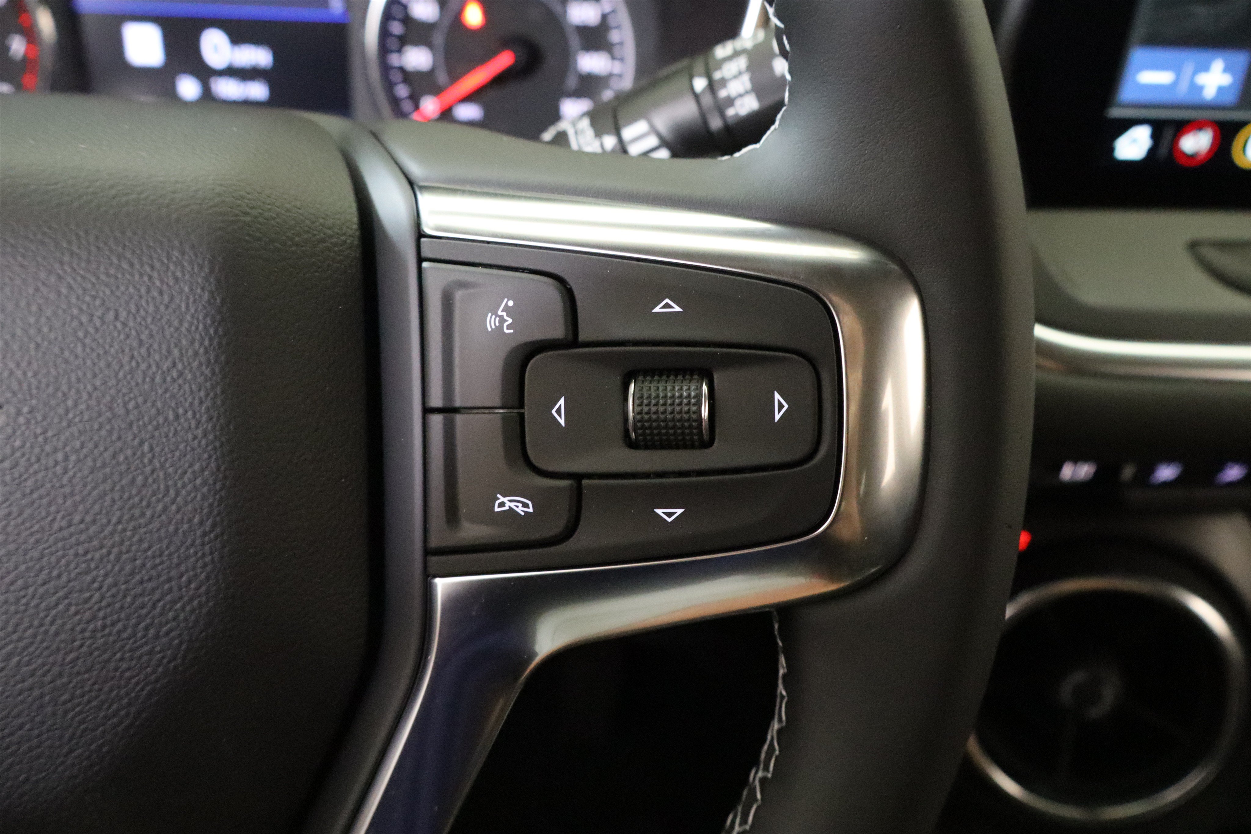 New 2026 Chevrolet Blazer LT w/ Sound & Technology Package FWD image 30