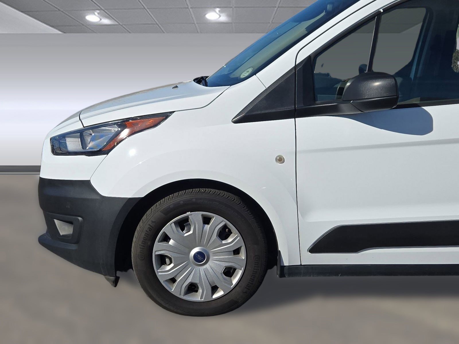Used 2022 Ford Transit Connect XL image 21