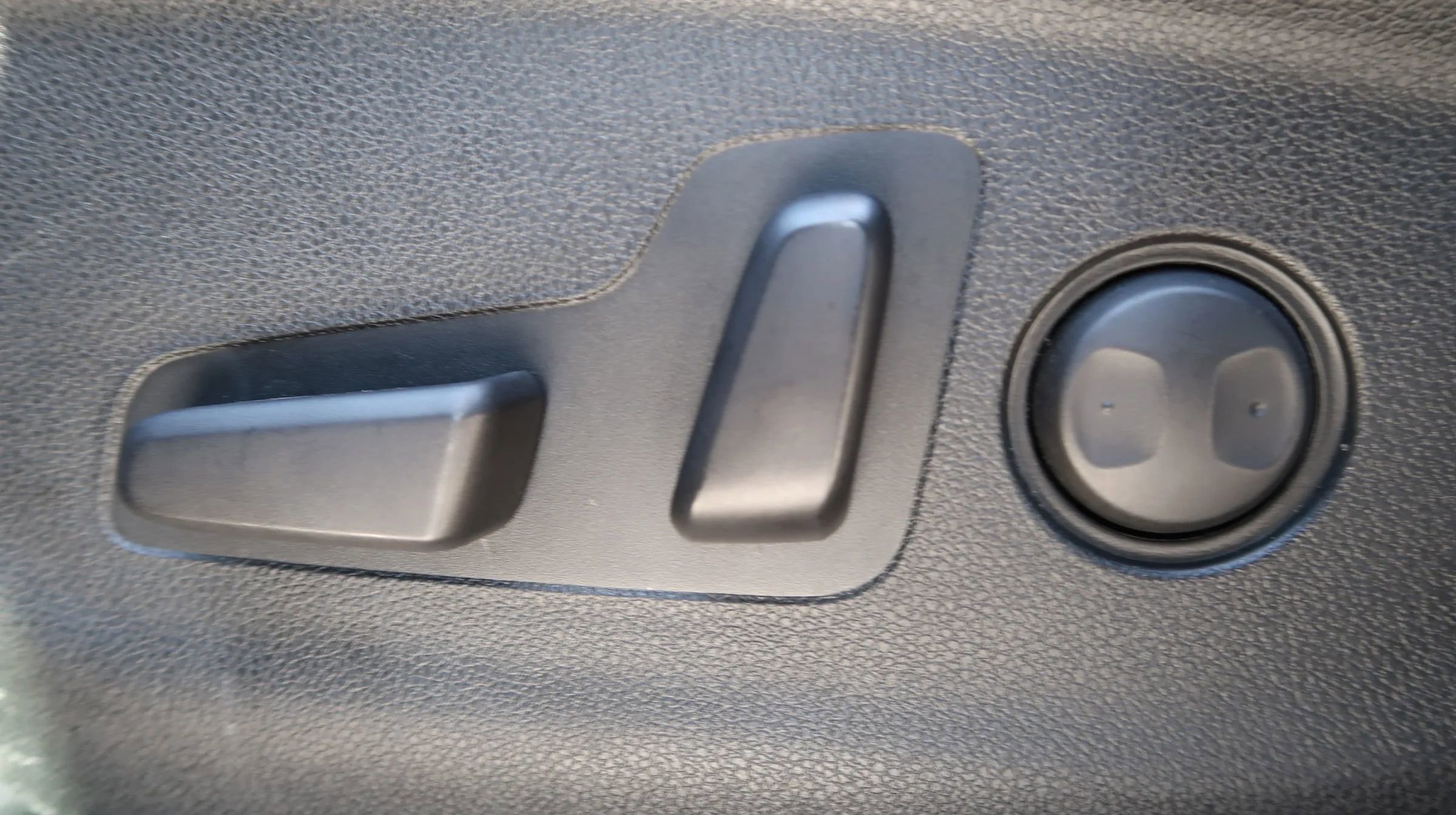 Used 2019 Kia Sorento S image 29