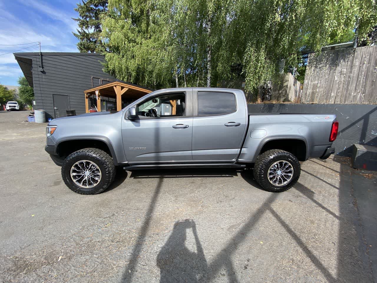 Used 2018 Chevrolet Colorado ZR2 AWD/4WD image 3