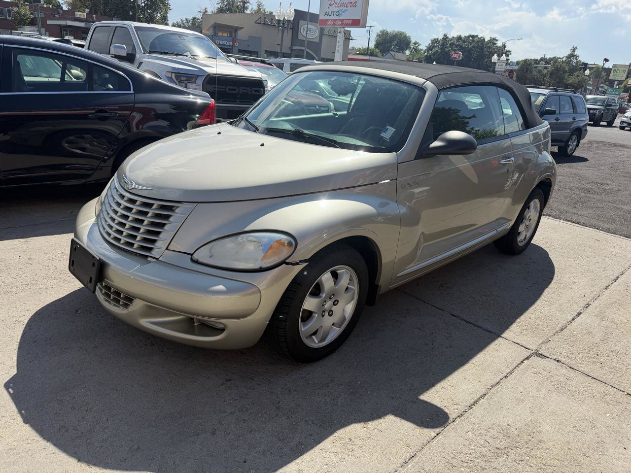 Used 2005 Chrysler PT Cruiser Touring FWD image 1