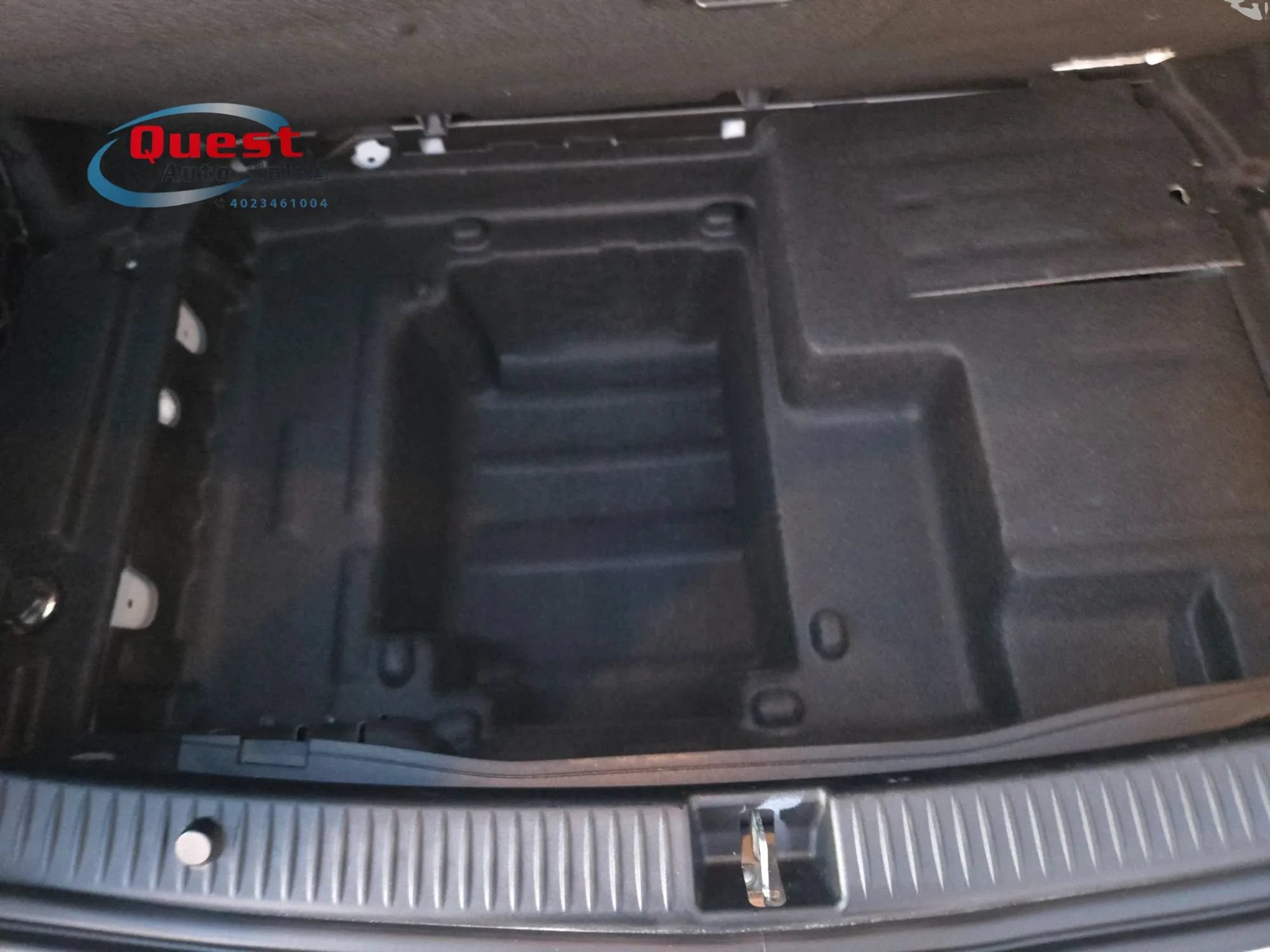 Used 2017 Mercedes-Benz C 300 4MATIC Sedan image 51