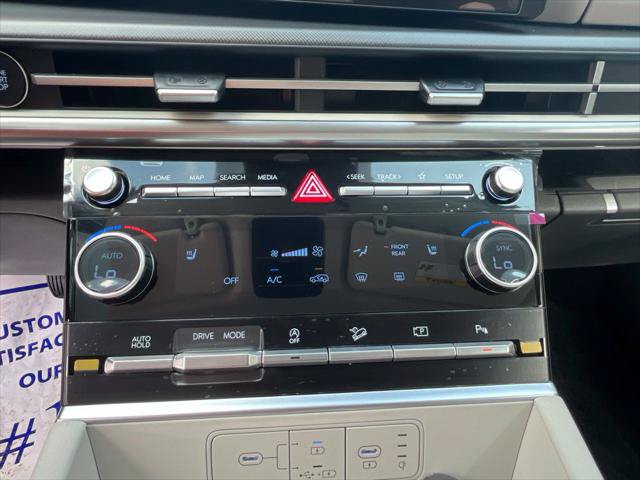 New 2027 Hyundai Santa Fe SEL FWD image 16