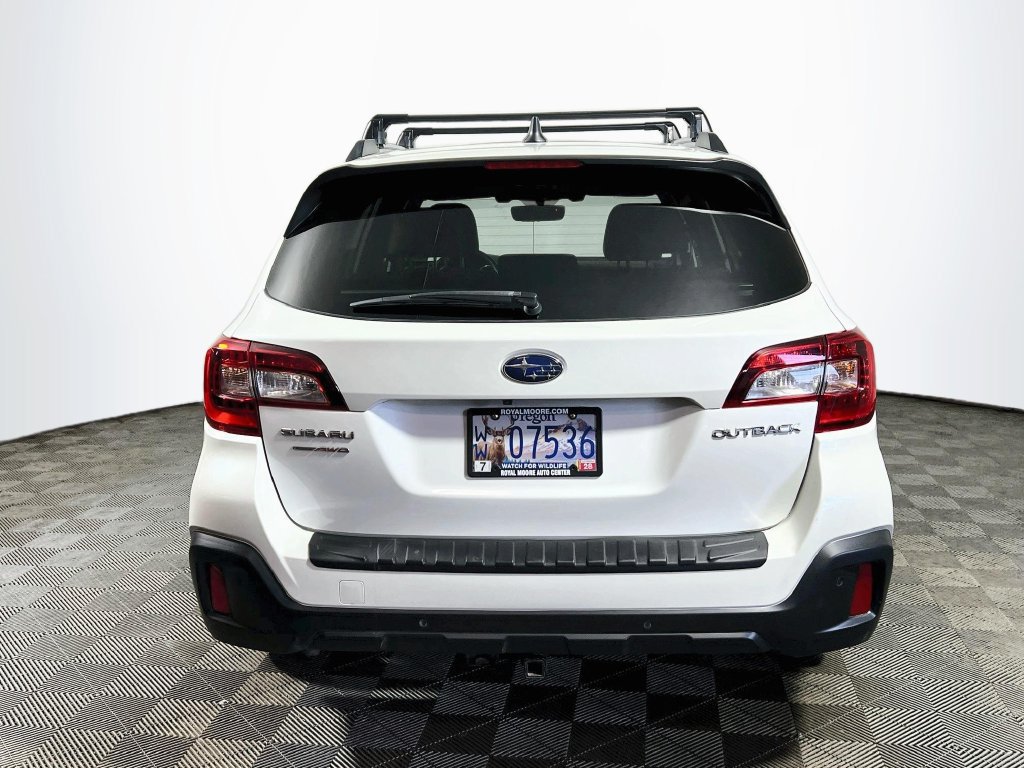 Used 2019 Subaru Outback 2.5i Touring AWD/4WD image 6
