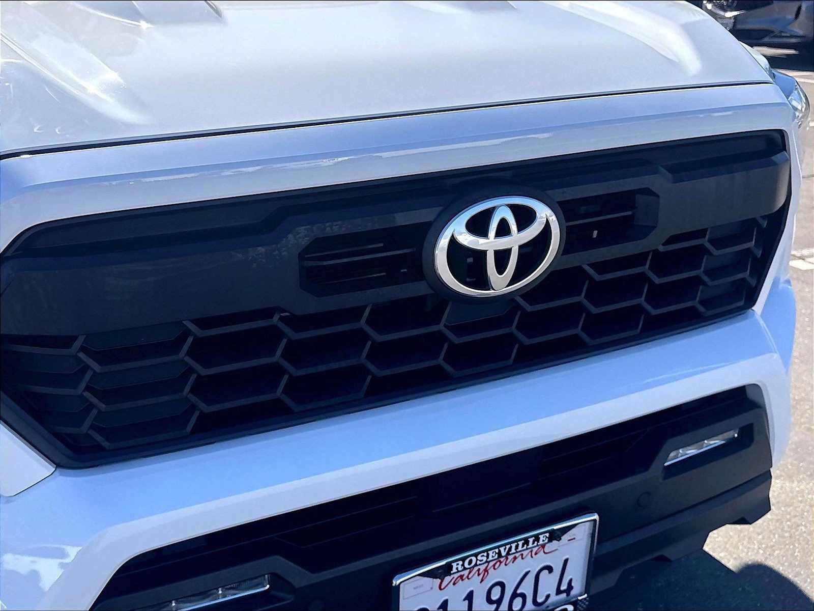 Used 2024 Toyota Tacoma TRD Sport w/ TRD Sport Upgrade Package AWD/4WD image 31