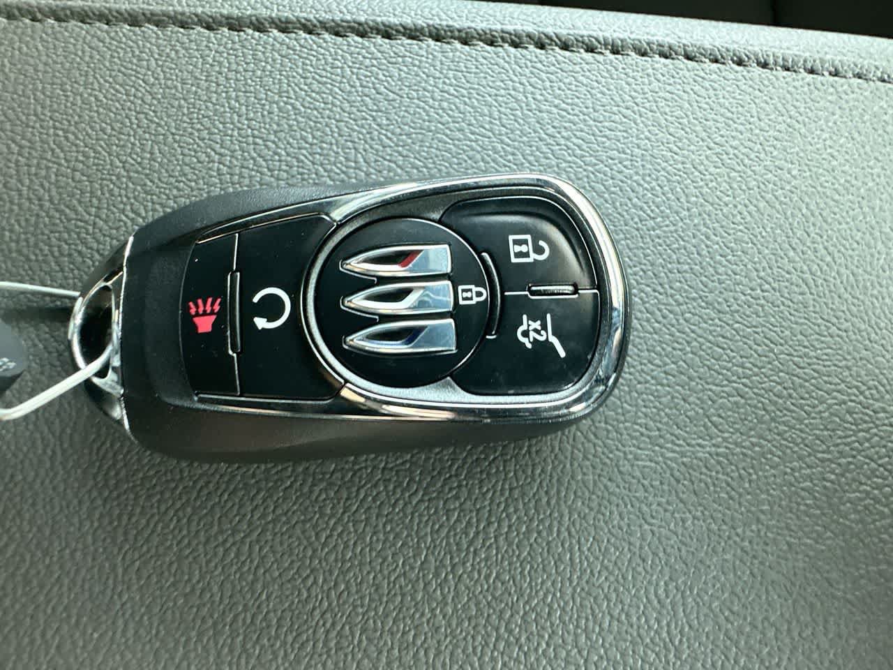 New 2026 Buick Envista Sport Touring w/ Convenience I Package FWD image 28