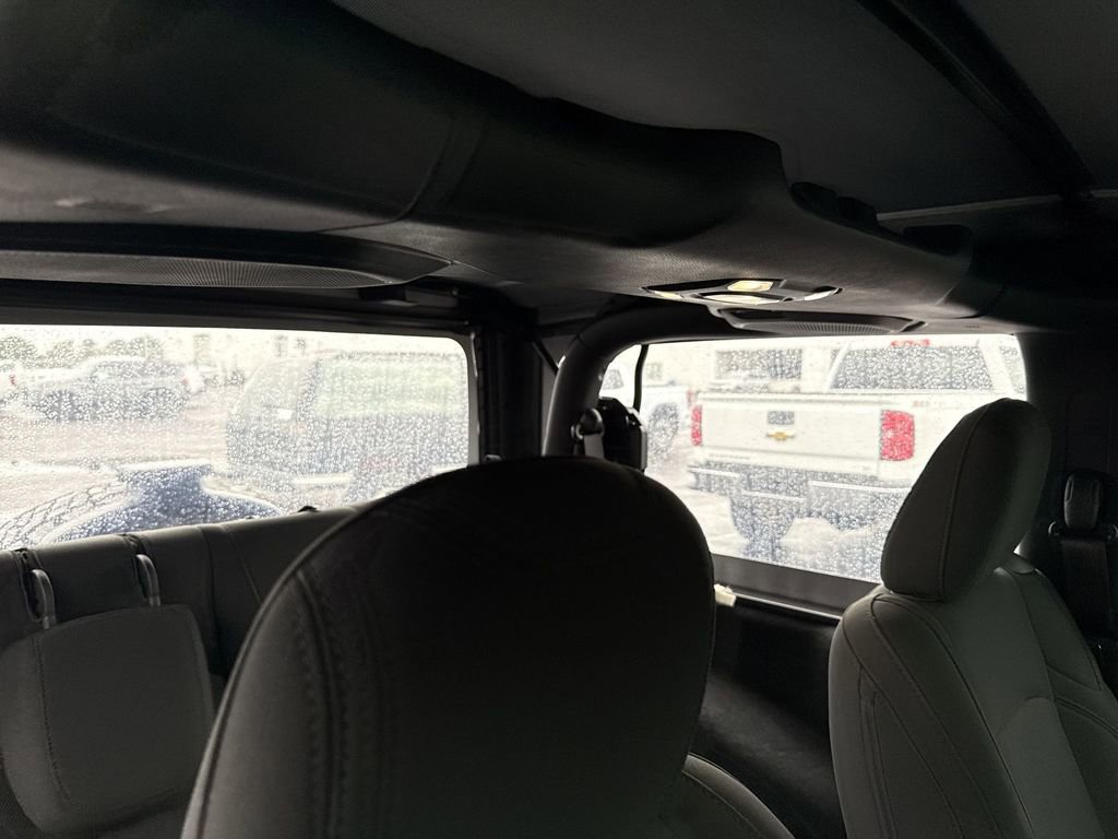 Used 2020 Jeep Wrangler Sport image 14