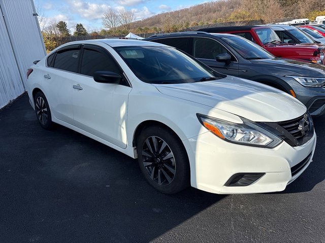 Used 2018 Nissan Altima 2.5 SV image 3