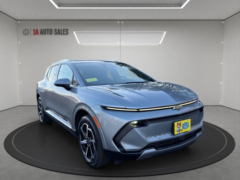 Used 2024 Chevrolet Equinox EV LT image 7