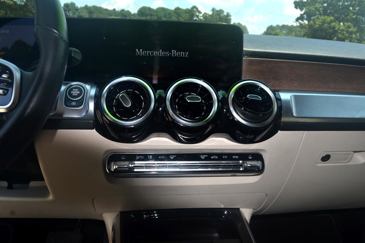 Used 2023 Mercedes-Benz GLB 250 image 27