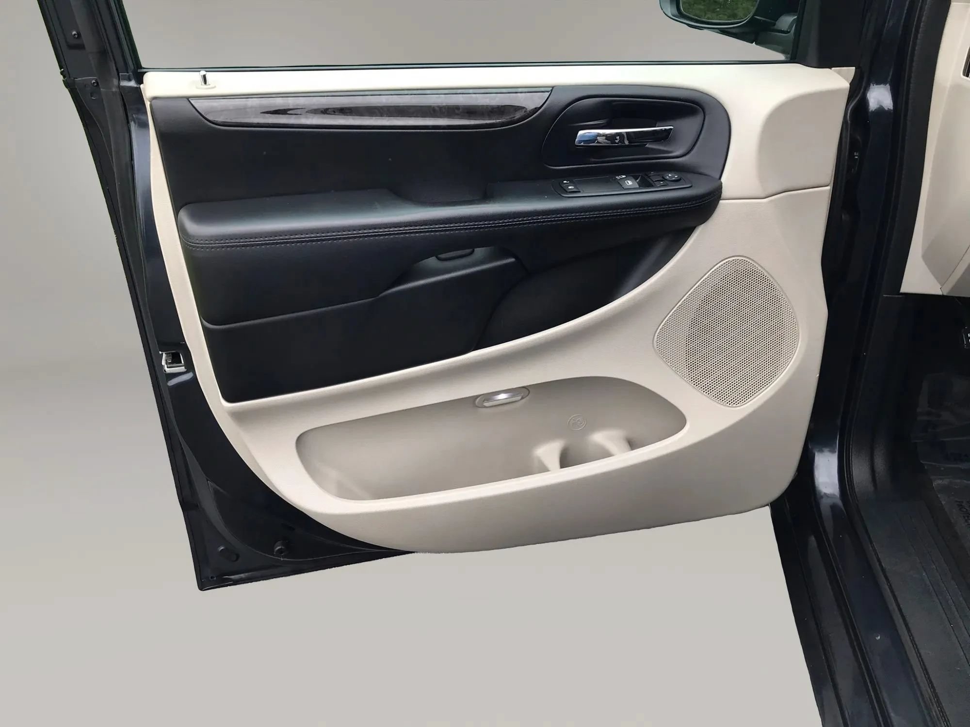 Used 2014 Dodge Grand Caravan SE w/ Quick Order Package 29E SE FWD image 14