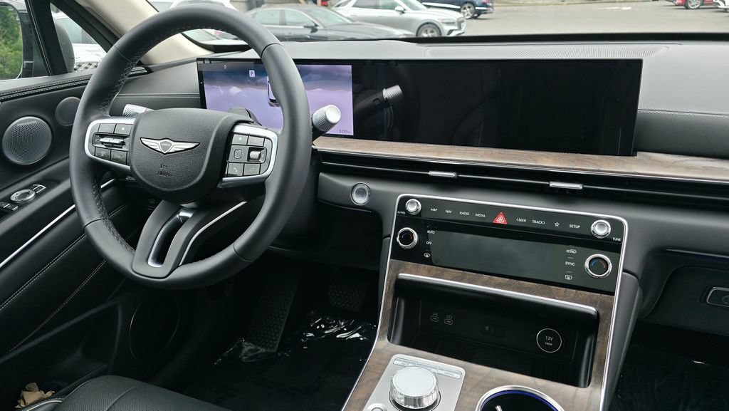 Used 2025 Genesis GV80 2.5T Prestige AWD/4WD image 11