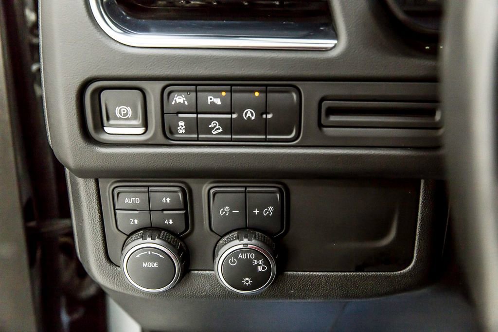 Used 2023 Chevrolet Tahoe Z71 AWD/4WD image 24