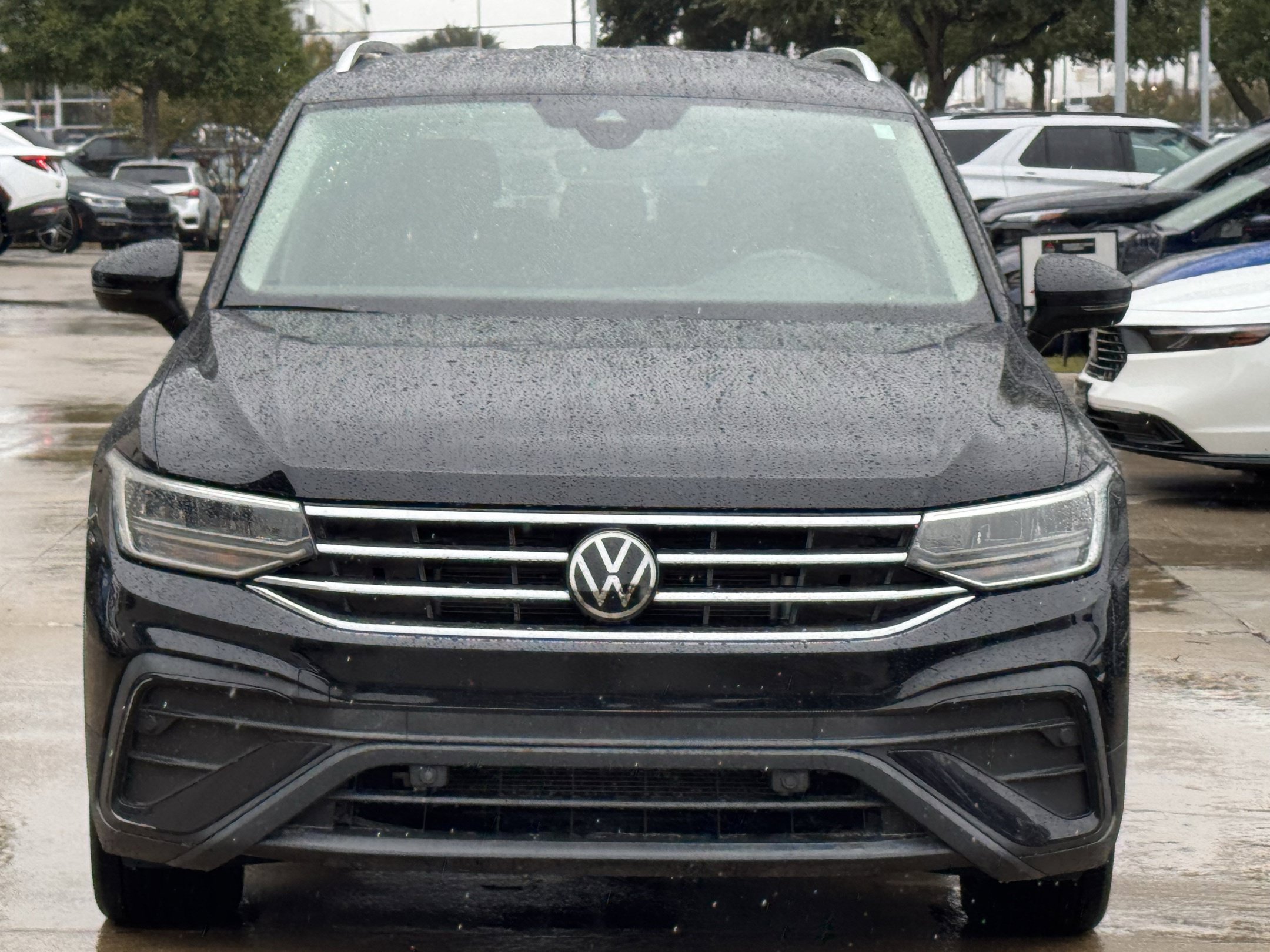 Used 2022 Volkswagen Tiguan SE FWD image 9