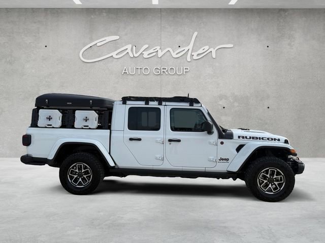 Used 2024 Jeep Gladiator Rubicon AWD/4WD image 18