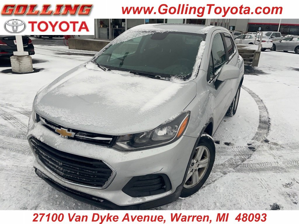 Used 2021 Chevrolet Trax LS w/ Tint and Cruise Package image 1