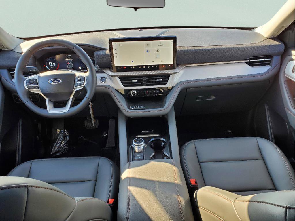 New 2025 Ford Explorer Active w/ Active Comfort Package image 19