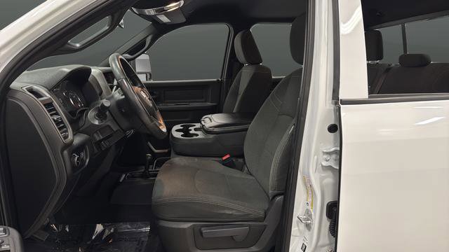 Used 2024 RAM 3500 Tradesman w/ Chrome Appearance Group image 9