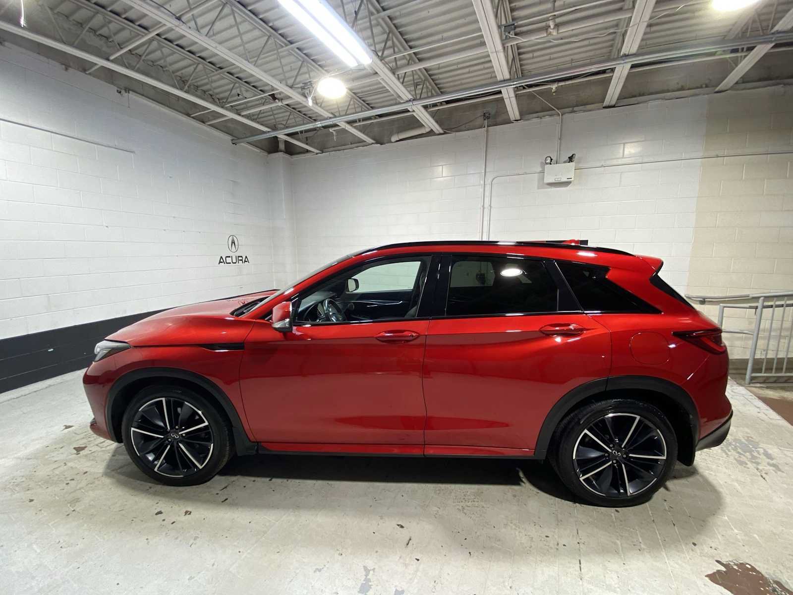Used 2023 INFINITI QX50 Sport AWD/4WD image 3